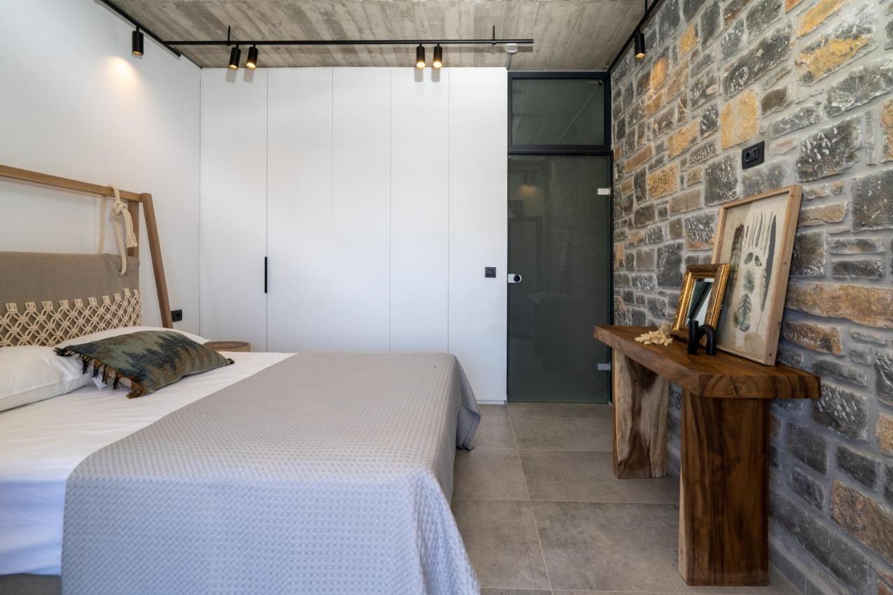 Celine Private Residences Lentas Bagian luar foto