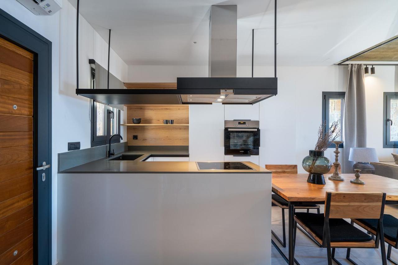 Celine Private Residences Lentas Bagian luar foto