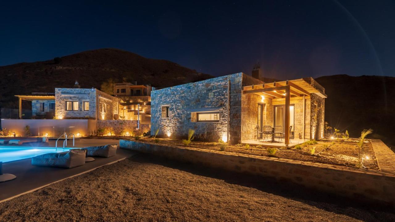 Celine Private Residences Lentas Bagian luar foto