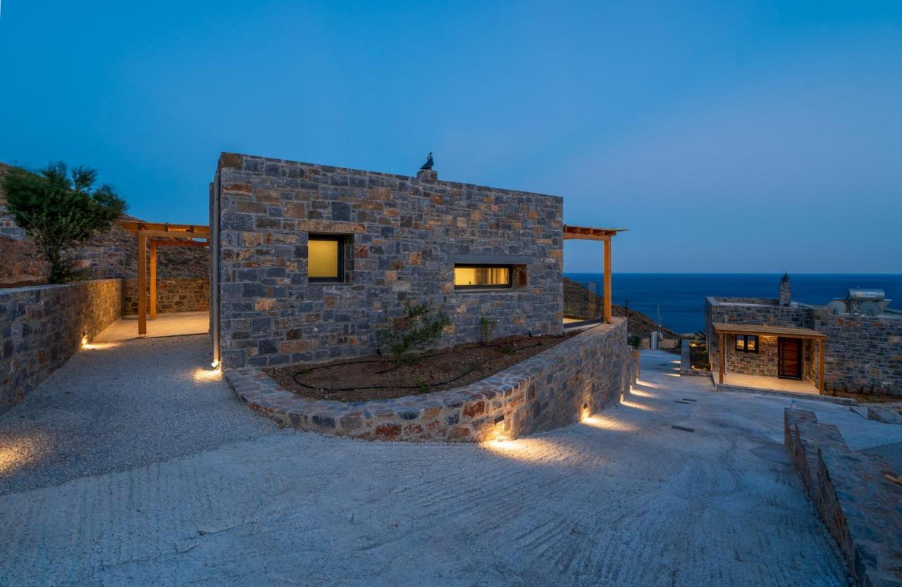 Celine Private Residences Lentas Bagian luar foto